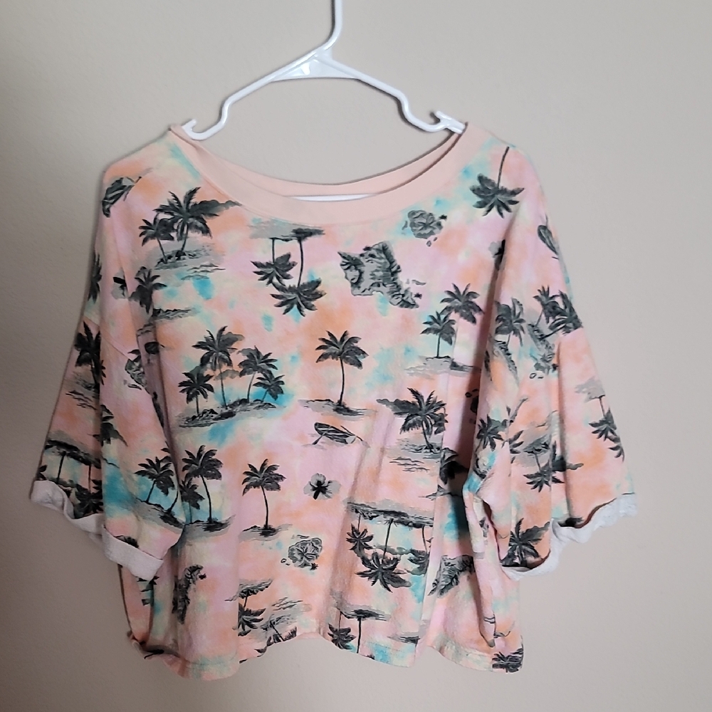 Old Navy Hawaiian Cropped Shweatshirt